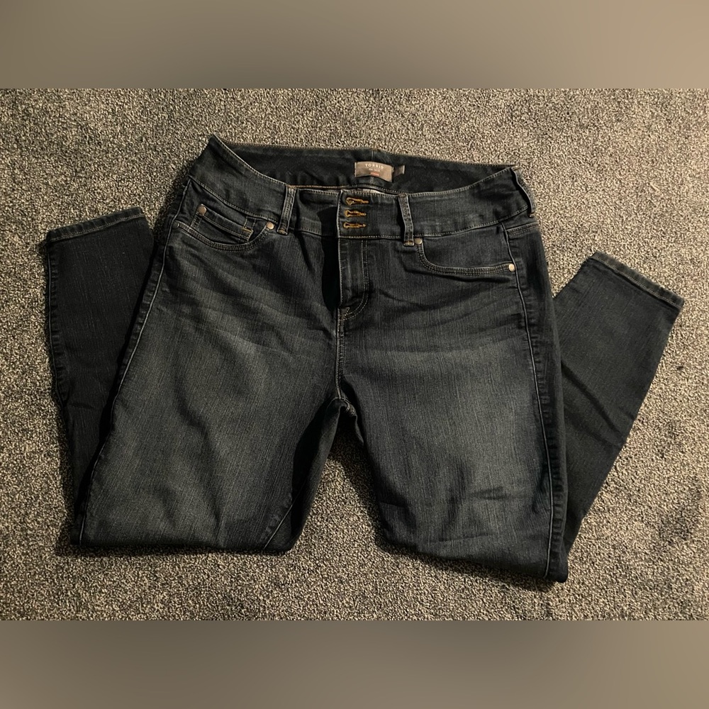 Torrid size 16 short